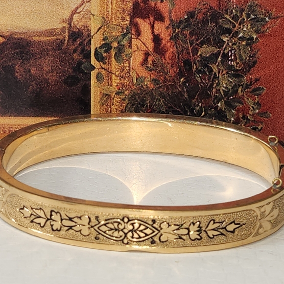 #2229, ANTIQUE VICTORIAN B&B SIGNED 1861's BLACK ENAMEL GOLD FILLED, TESTED - Picture 8 of 8